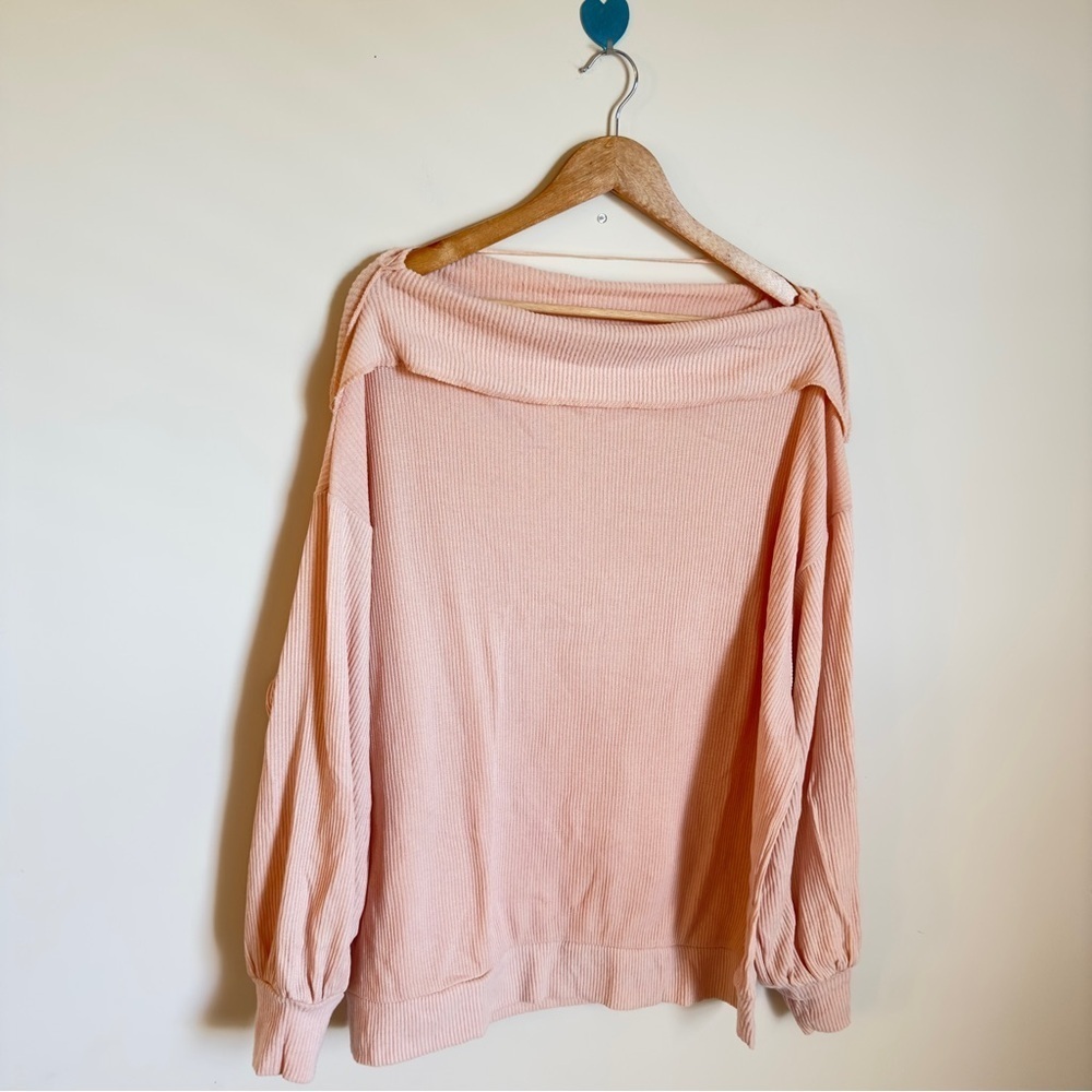 👉 We The Free People Women’s off The Shoulder Adult Casual Long Sleeve Sweater M